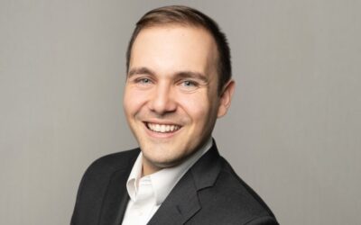 Press When is the Right Time to Consider Expanding into a Multi-Unit Franchise? Q&A with Advice from A.J. Titus, President of Signarama